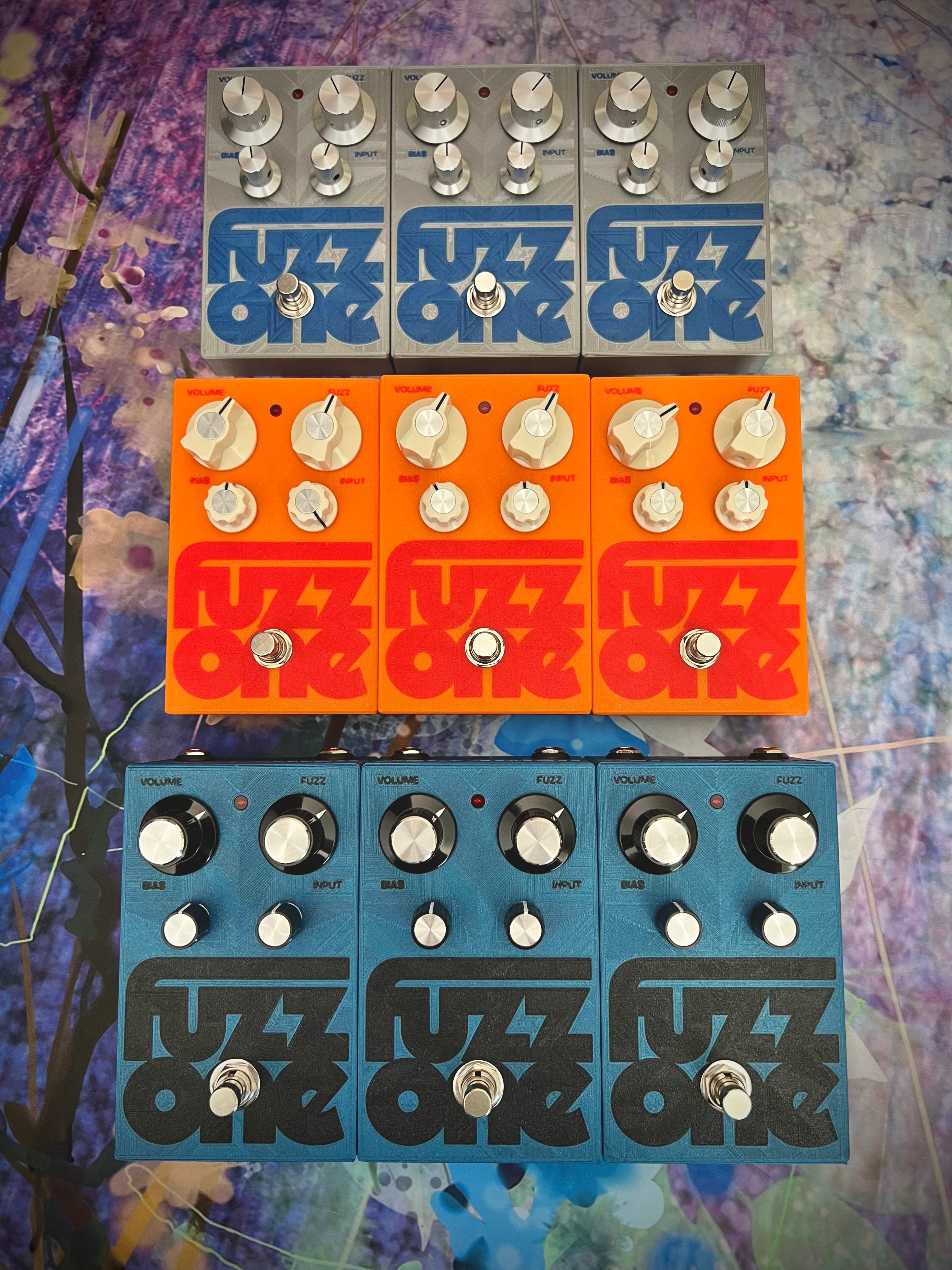 日　Experience fuzz クローン MOD FUZZ ONE 3D Summer Daybreak Edition – Mayasonic Pedals
