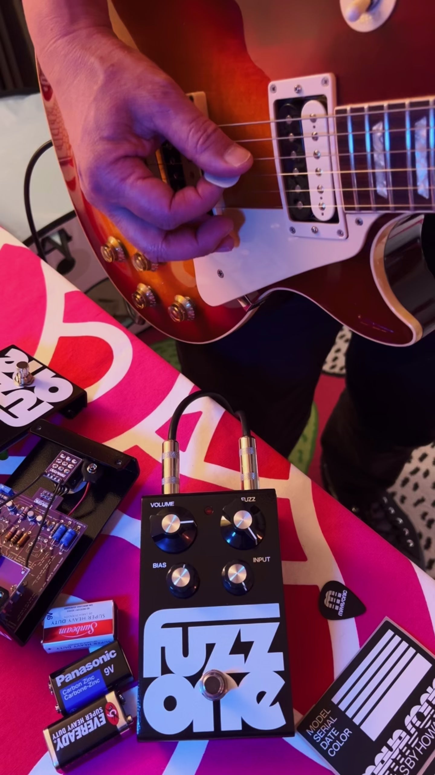 ギター Maya Devices FF-1 Fuzz Face ギター Maya Devices FF-1 Fuzz Face ギター Maya Devices FF-1 Fuzz